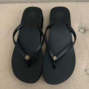 Tory Burch Platform Flip-Flop - Size 9